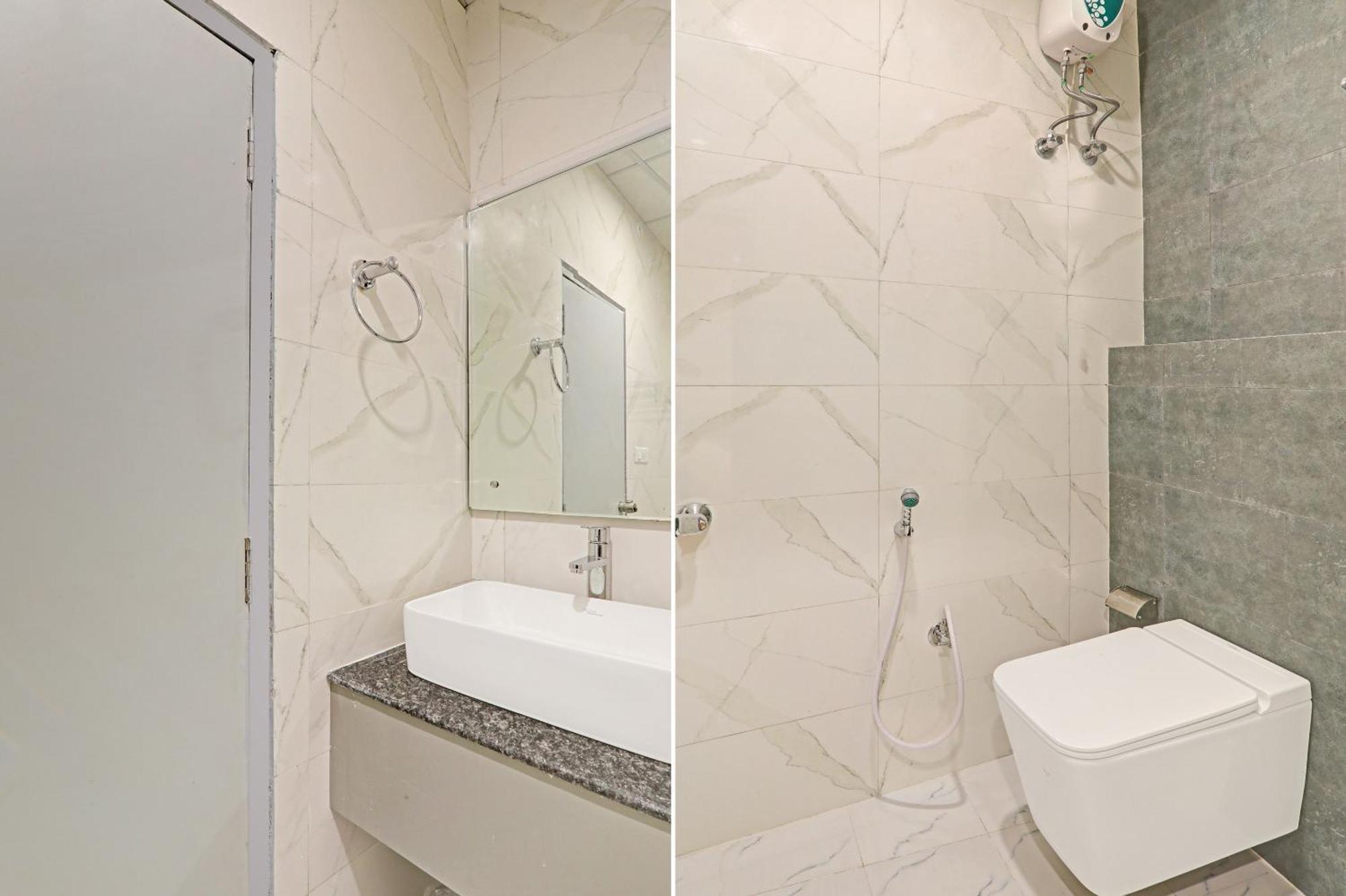 Super Townhouse Hotel Impact Chinhat Bagian luar foto