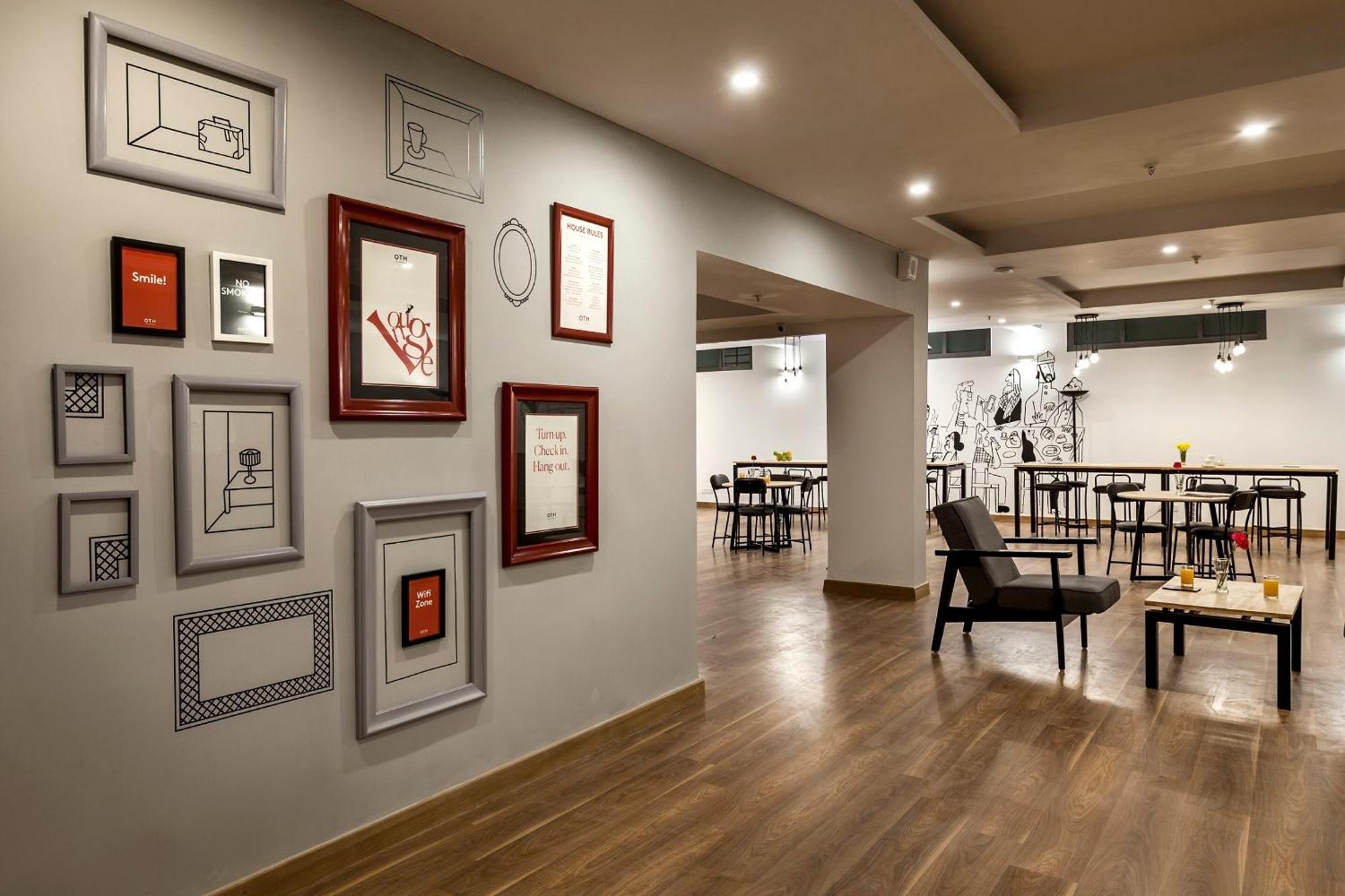 Super Townhouse Hotel Impact Chinhat Bagian luar foto